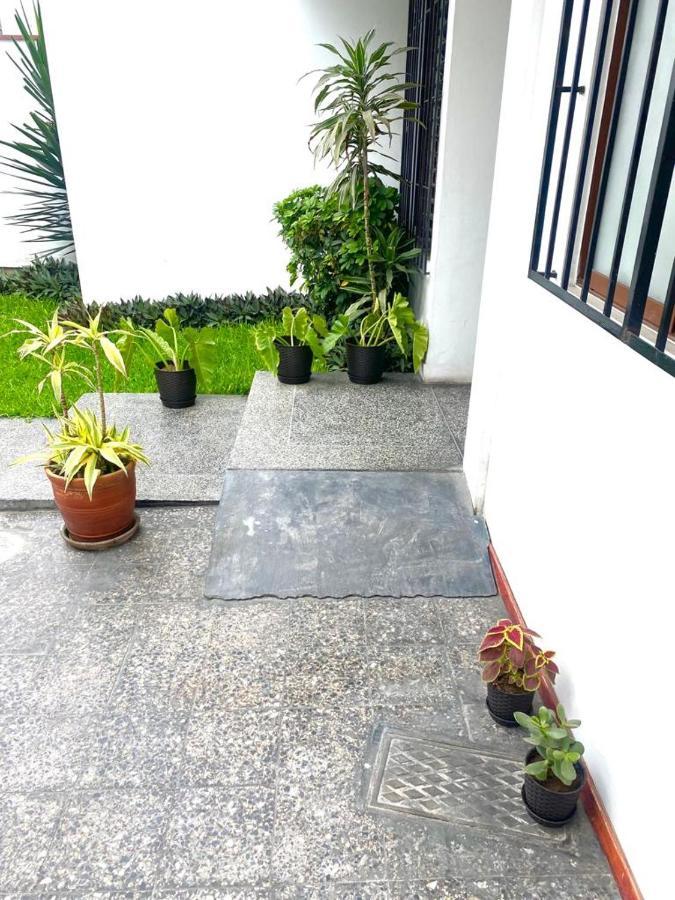 Lima Mini Aparts Monterrico - Cerca Embajada Eeuu エクステリア 写真